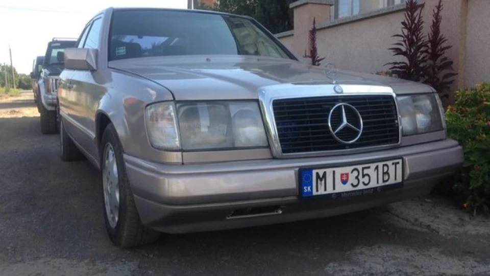 Mercedes-Benz E-Class E 200 Diesel No Turbo 3