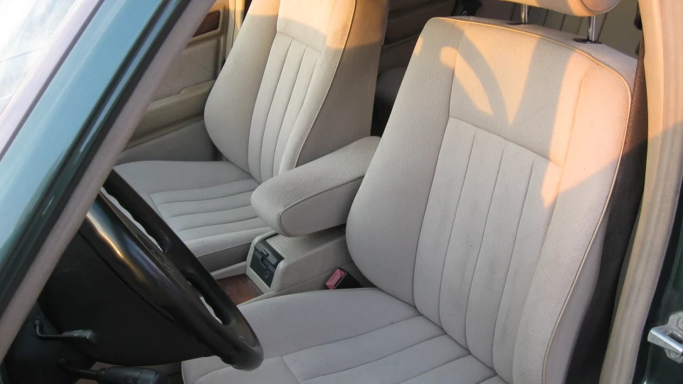 Mercedes-Benz E-Class E 250 4