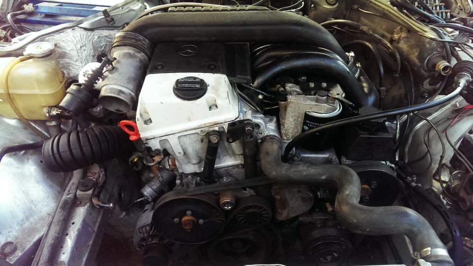 Mercedes-Benz E-Class E200 OM604 Turbodiesel