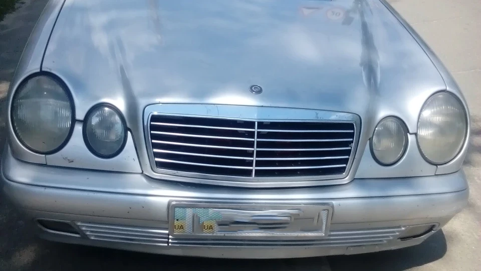 Mercedes-Benz E-Class E200
