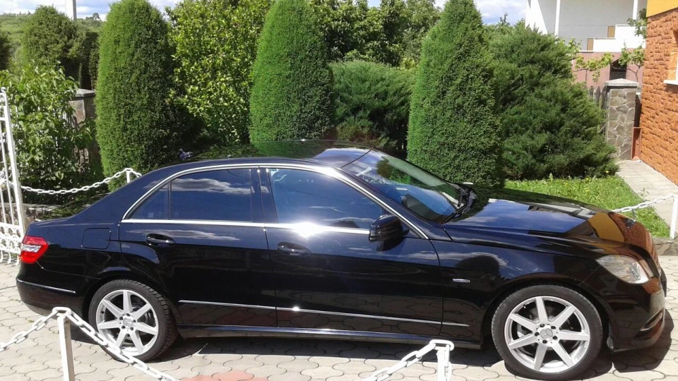 Mercedes-Benz E-Class E220 CDI Avantgarde