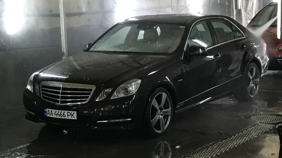 Mercedes-Benz E-Class E220 CDI Шоколадка