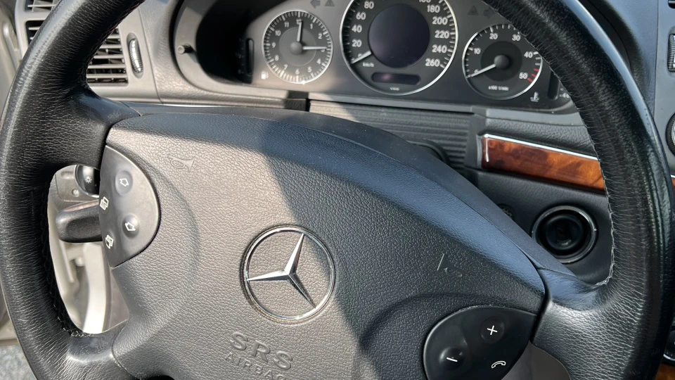 Mercedes-Benz E-Class Е220 CDI 2