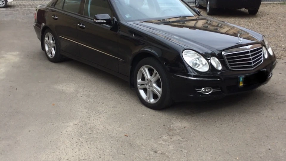 Mercedes-Benz E-Class E220 CDI