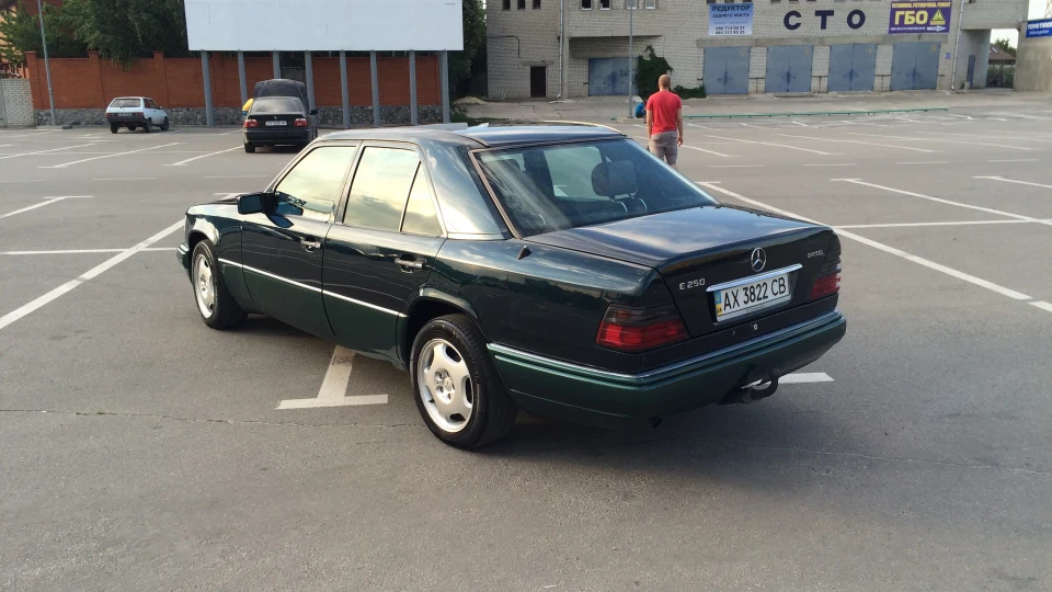 Mercedes-Benz E-Class E250 Diesel 2
