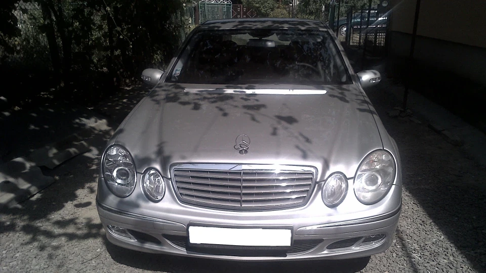 Mercedes-Benz E-Class E270 корівка =) 2