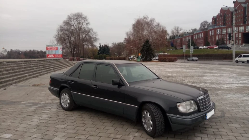Mercedes-Benz E-Class Е280 2