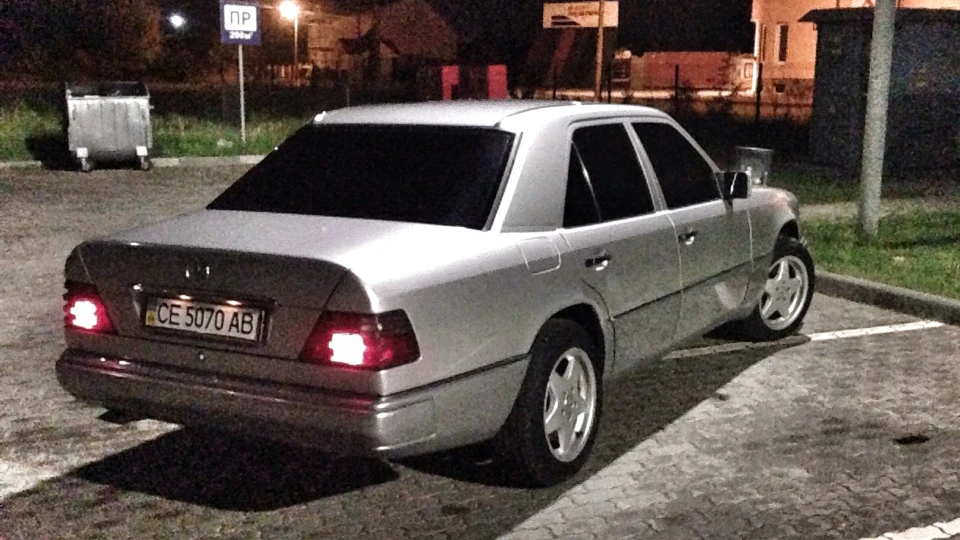 Mercedes-Benz E-Class Е280 4