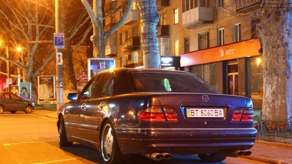 Mercedes-Benz E-Class E280 2