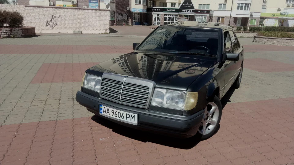 Mercedes-Benz E-Class E300 🔧🔩 3