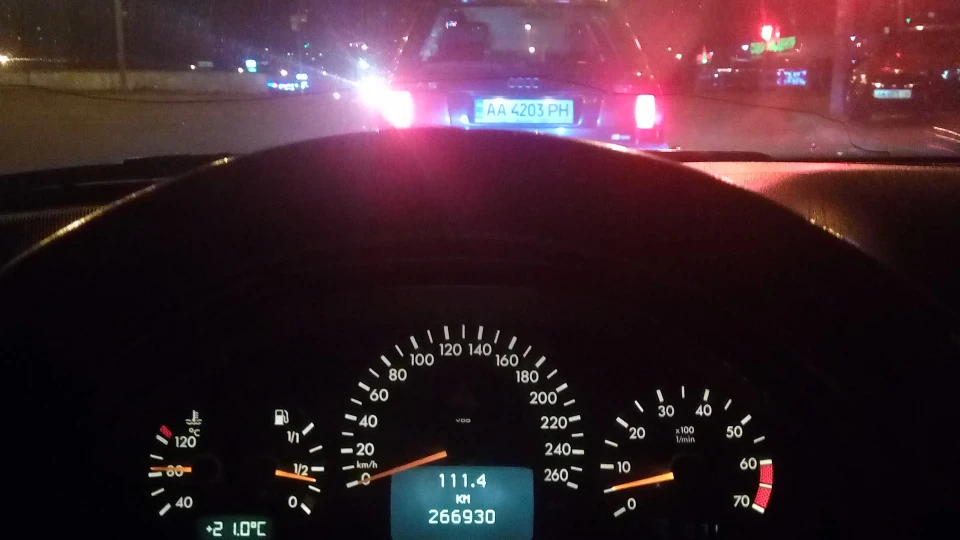 Mercedes-Benz E-Class E320 4MATIC Avantgarde 4