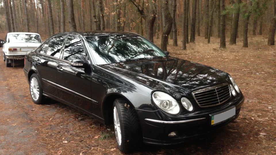 Mercedes-Benz E-Class Е320 4matic 5