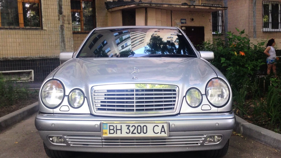 Mercedes-Benz E-Class Е320 4matic 4
