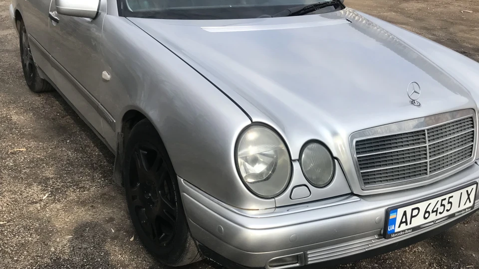 Mercedes-Benz E-Class Е320 4matic 3