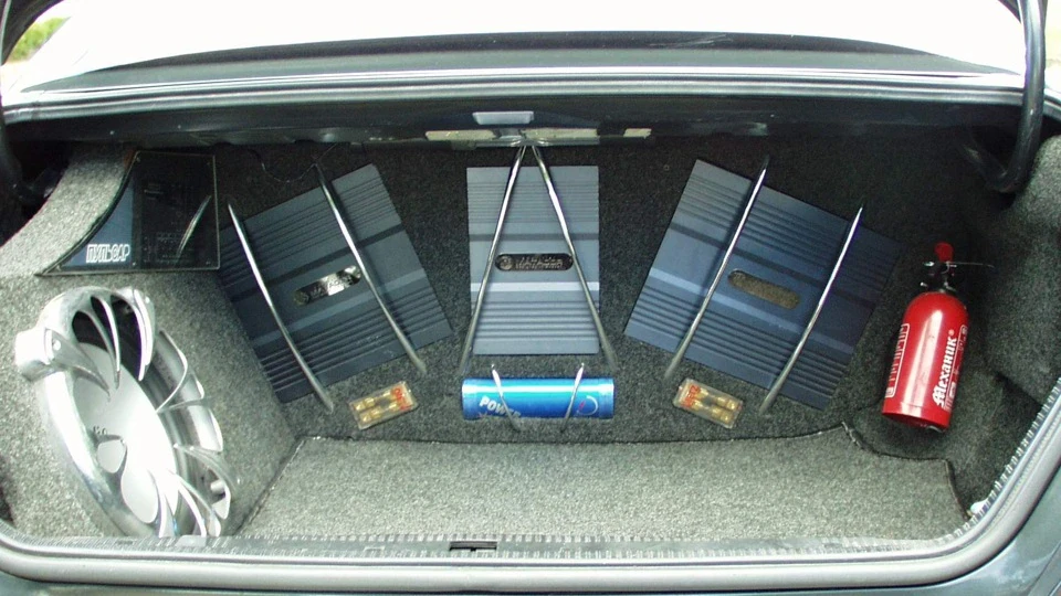 Mercedes-Benz E-Class E320 C124 BULLET 5