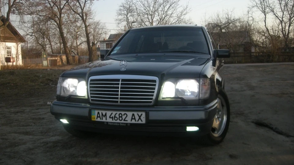 Mercedes-Benz E-Class Е320 5