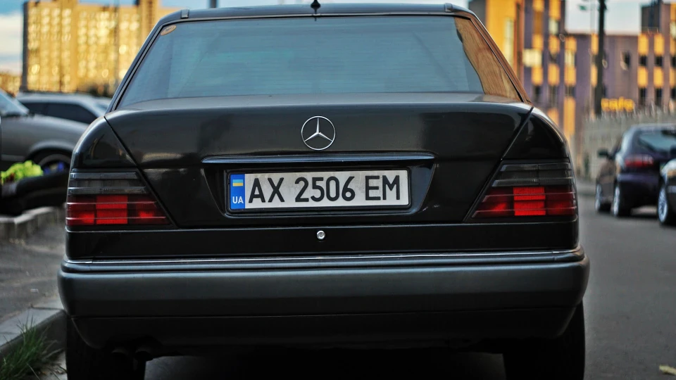 Mercedes-Benz E-Class Е420