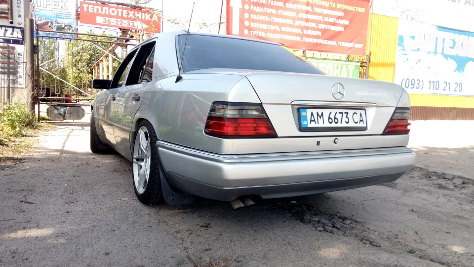 Mercedes-Benz E-Class E420 2