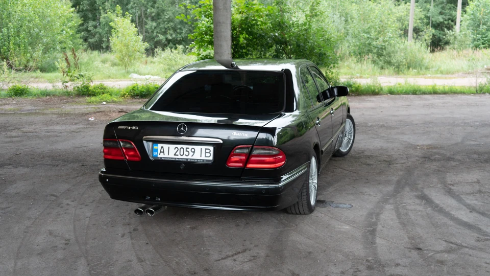 Mercedes-Benz E-Class E430 4MATIC Avantgard 5