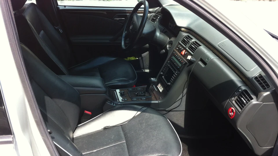 Mercedes-Benz E-Class E430 4MATIC 2