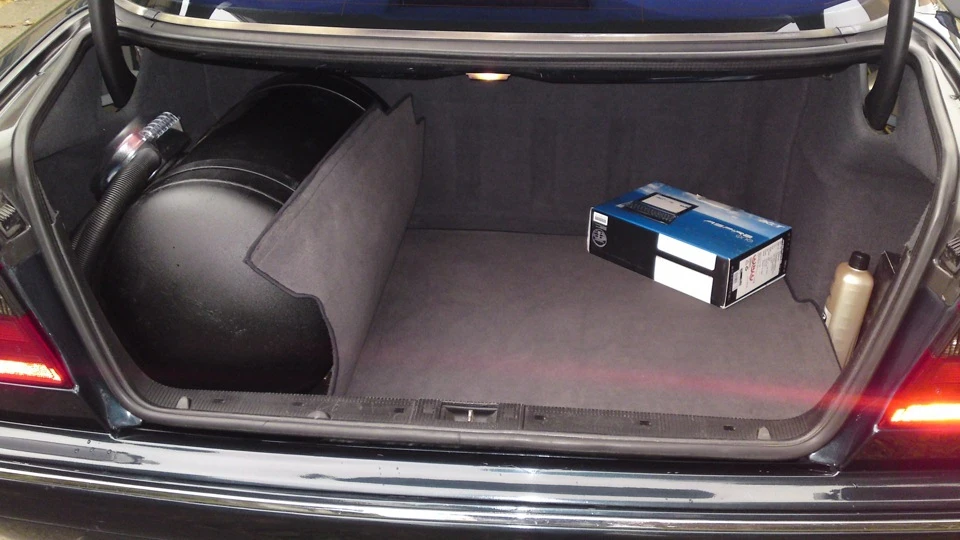 Mercedes-Benz E-Class E430 4