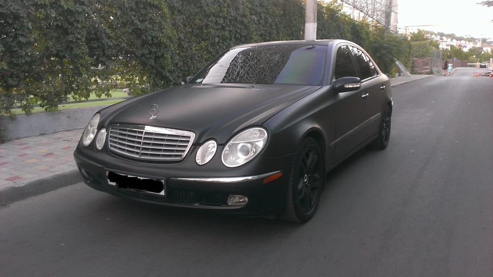 Mercedes-Benz E-Class E500 МАТОВИЙ 2