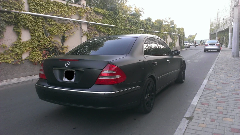 Mercedes-Benz E-Class E500 МАТОВИЙ 3