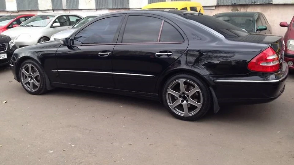 Mercedes-Benz E-Class E500 ВОВК