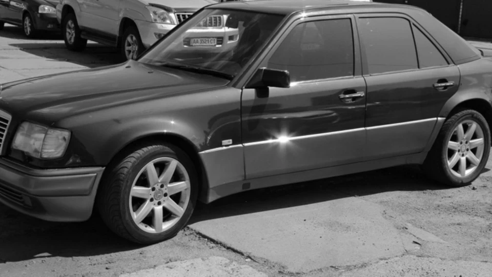 Mercedes-Benz E-Class E500 WOLF 2