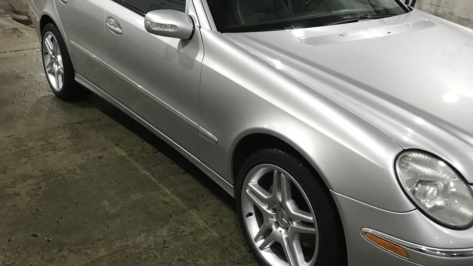Mercedes-Benz E-Class Е500 3