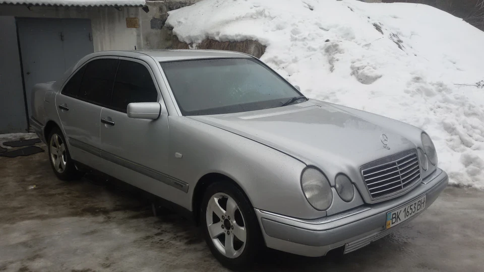 Mercedes-Benz E-Class ELEGANCE 3.0TD 2