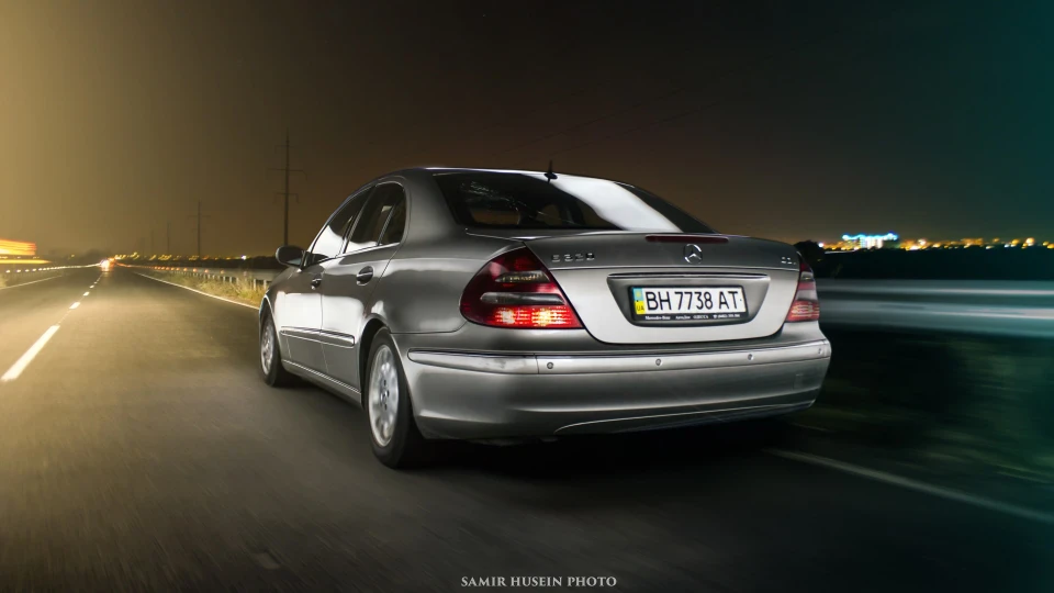 Mercedes-Benz E-Class Elegance 2