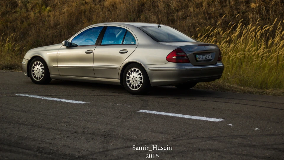 Mercedes-Benz E-Class Elegance 4