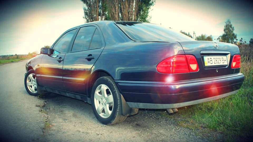 Mercedes-Benz E-Class Ешка 2