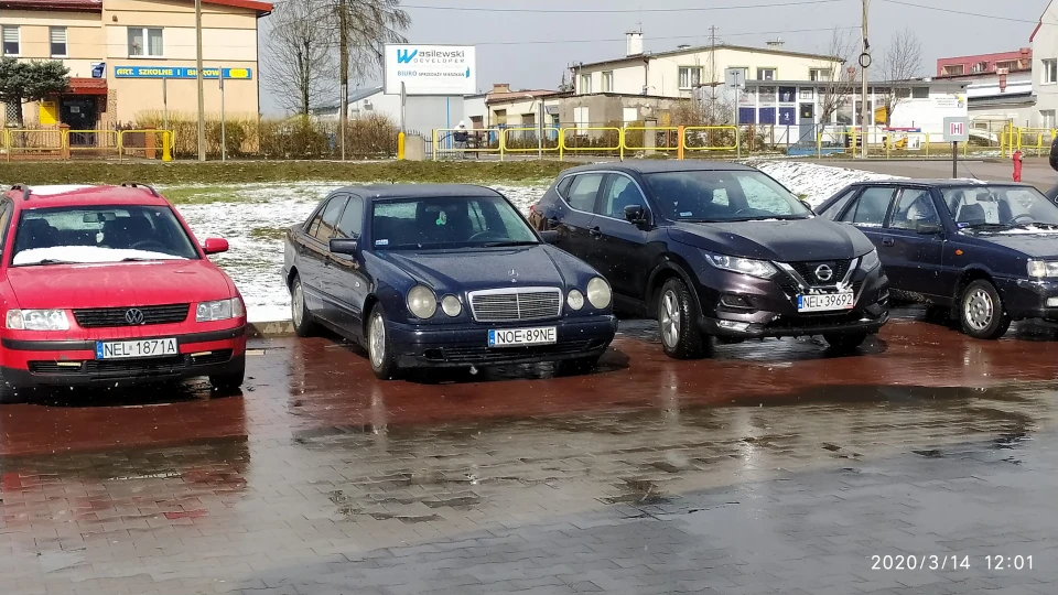 Mercedes-Benz E-Class Євробляха 3