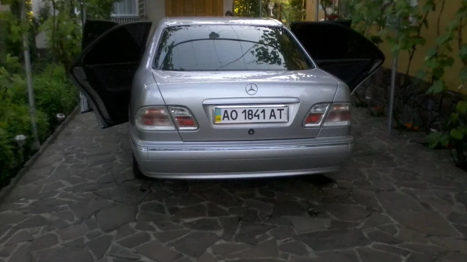 Mercedes-Benz E-Class Final Edition 5