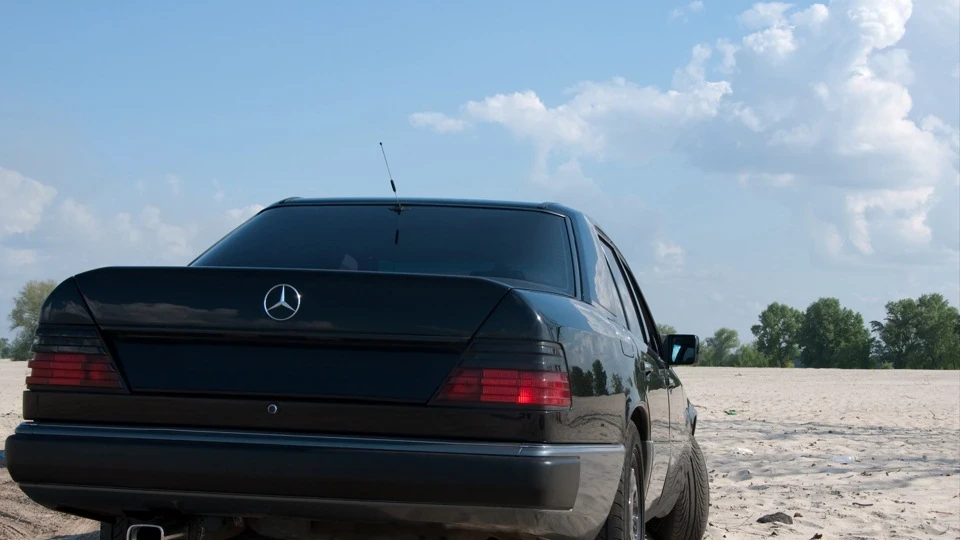 Mercedes-Benz E-Class finish 5