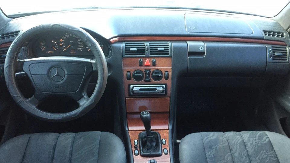 Mercedes-Benz E-Class ГБО-4 3