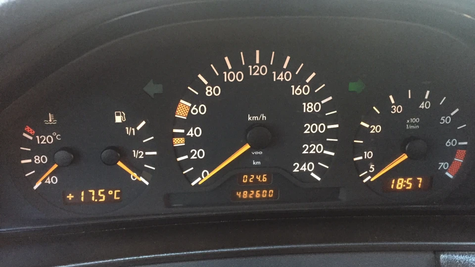 Mercedes-Benz E-Class ГБО-4 5