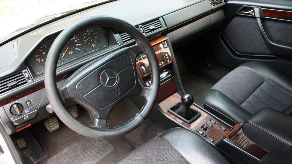 Mercedes-Benz E-Class GRAMPS 5