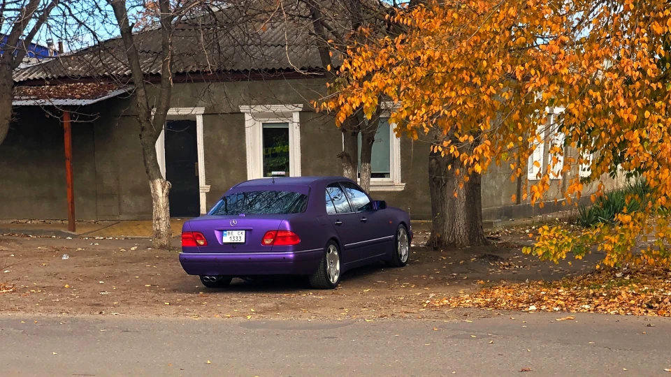 Mercedes-Benz E-Class 🇩🇪 Канцлер 👩🏼‍💼