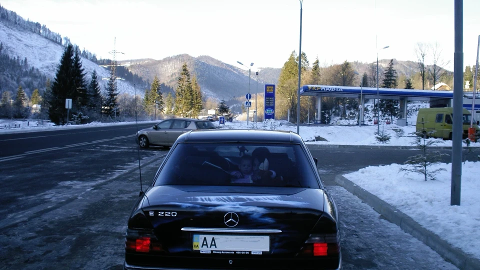 Mercedes-Benz E-Class Касатка