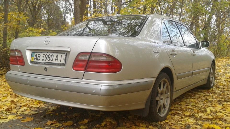 Mercedes-Benz E-Class Класика жанру 5
