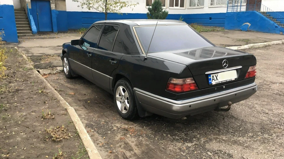 Mercedes-Benz E-Class Комфортний дідок 2