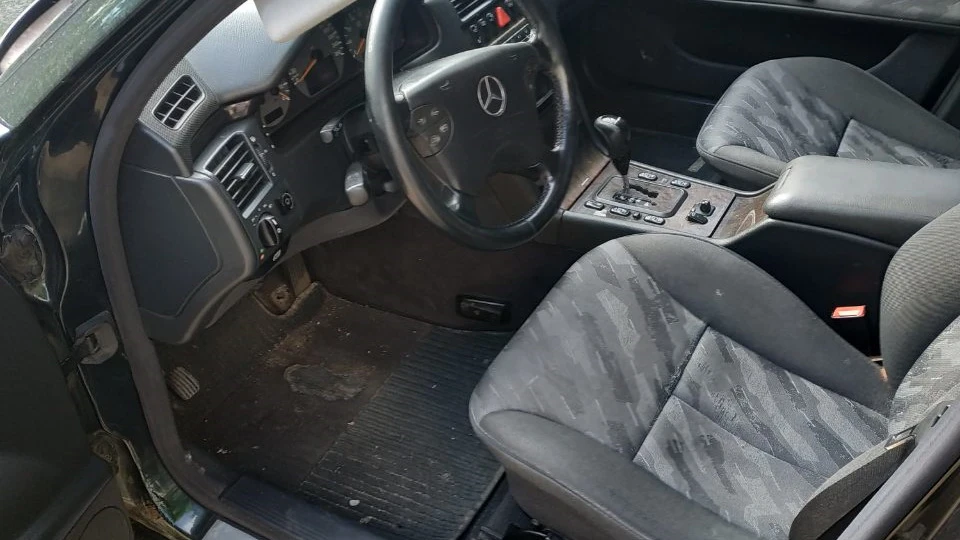 Mercedes-Benz E-Class KompreSSoR 4