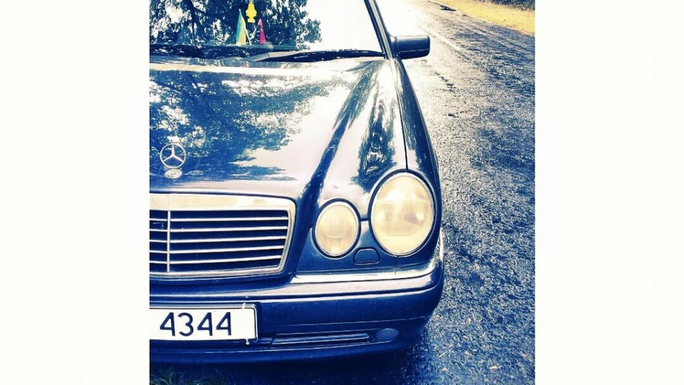 Mercedes-Benz E-Class Корабель 2