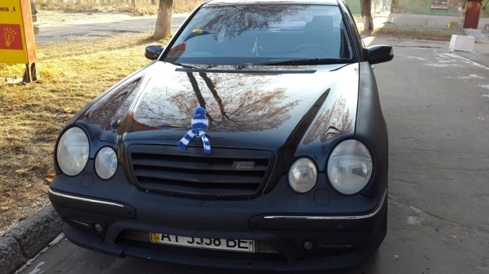 Mercedes-Benz E-Class Lorinser - для душі.