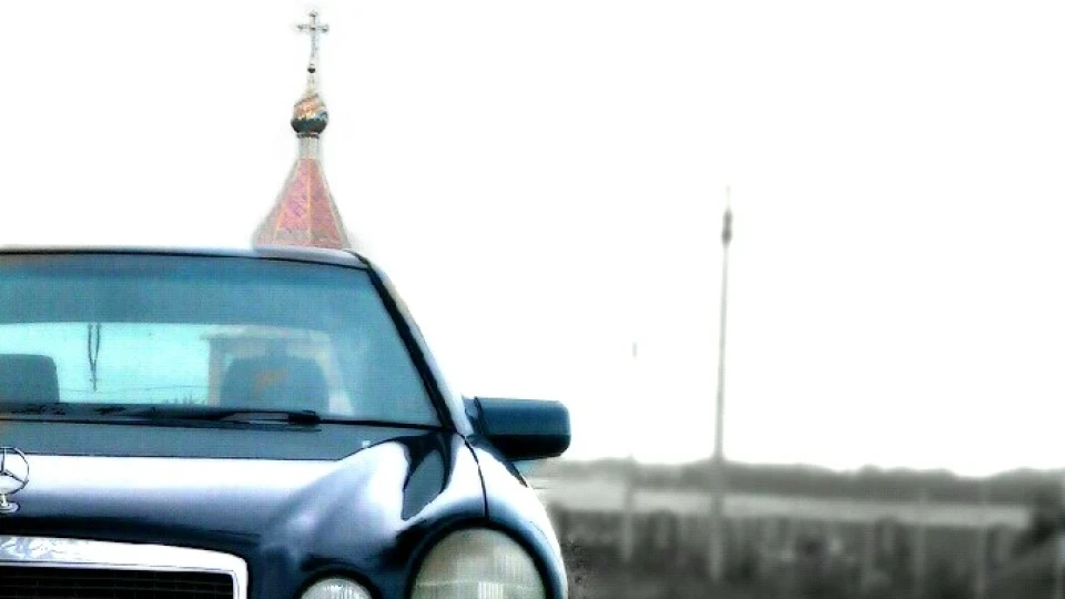 Mercedes-Benz E-Class Лупар 4