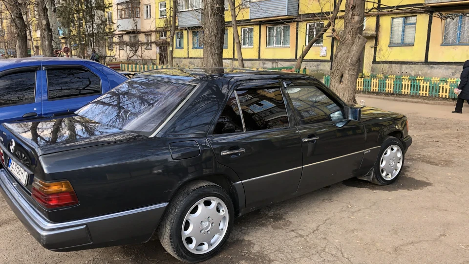 Mercedes-Benz E-Class ЛуХаРі для ЗлиДБрода 2