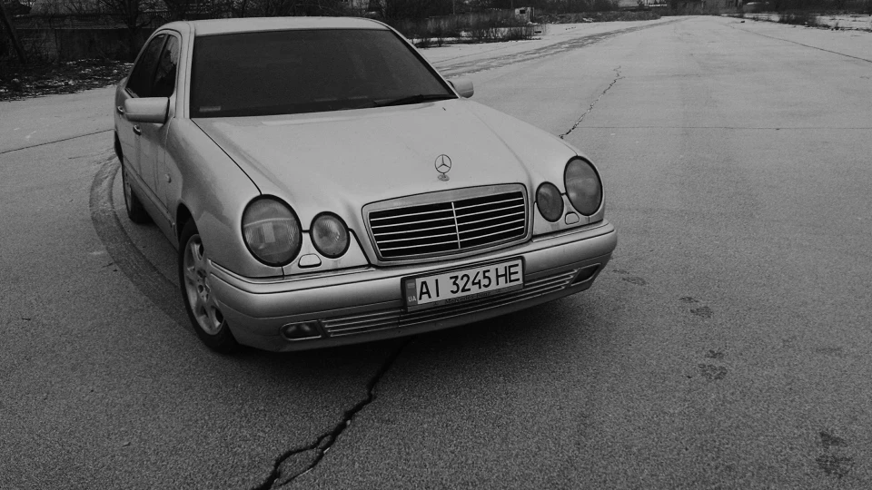 Mercedes-Benz E-Class m104 LPG 2